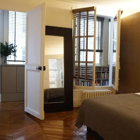 Rue De Penthievre - 8 Daire Paris